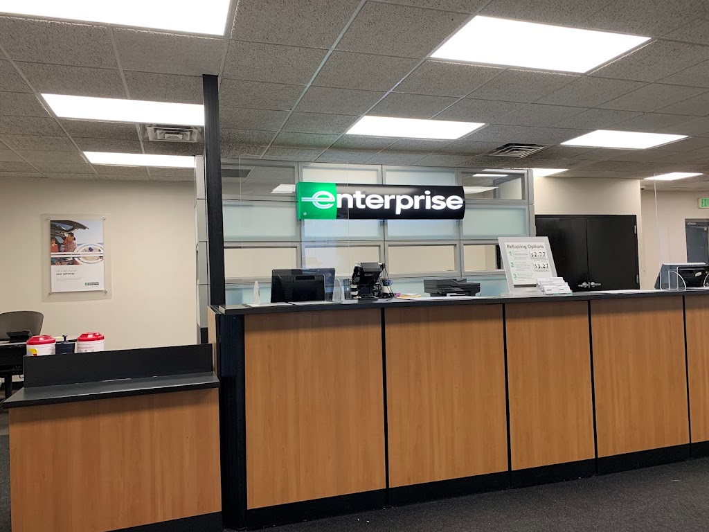 Enterprise Rent-A-Car | 9650 Indianapolis Blvd, Highland, IN 46322, USA | Phone: (219) 924-0707