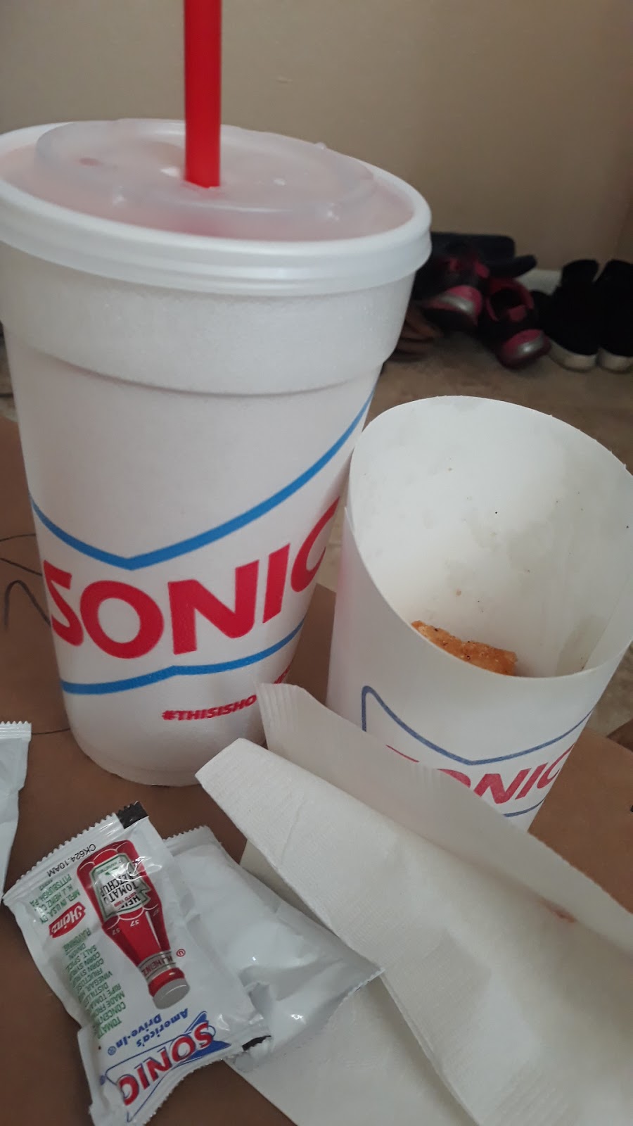 Sonic Drive-In | 13947 New Halls Ferry Road, Florissant, MO 63033 | Phone: (314) 837-9100