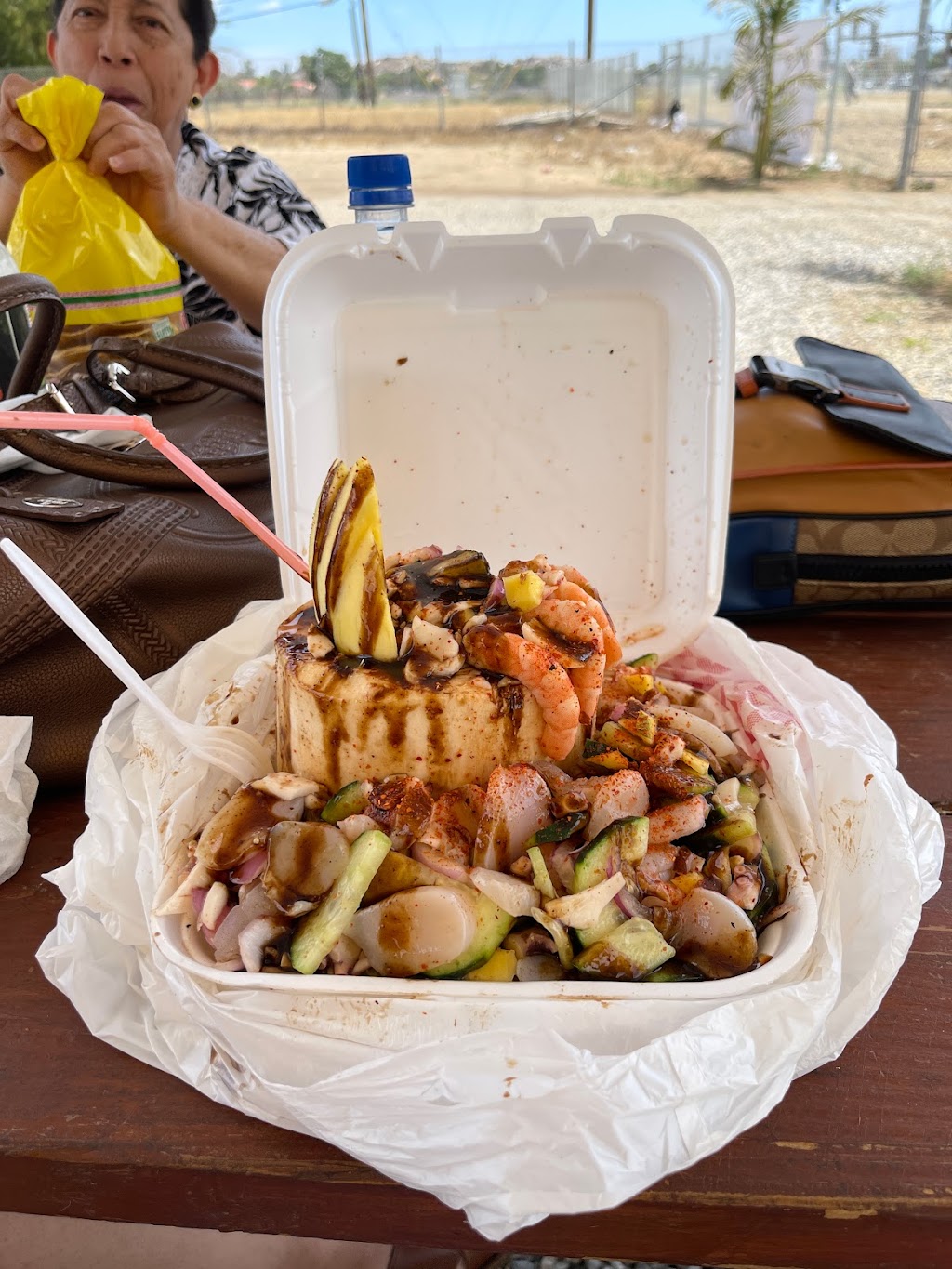 El Viejon Mariscos & Sushi | 21454 Cajalco Rd, Perris, CA 92570, USA | Phone: (909) 682-8845