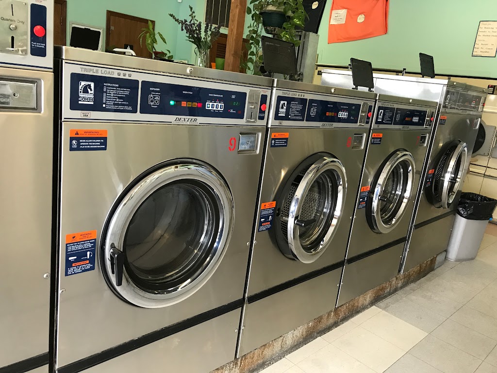 Mimis Coin Laundry | 8206 Harrison St, La Vista, NE 68128, USA | Phone: (402) 537-0222