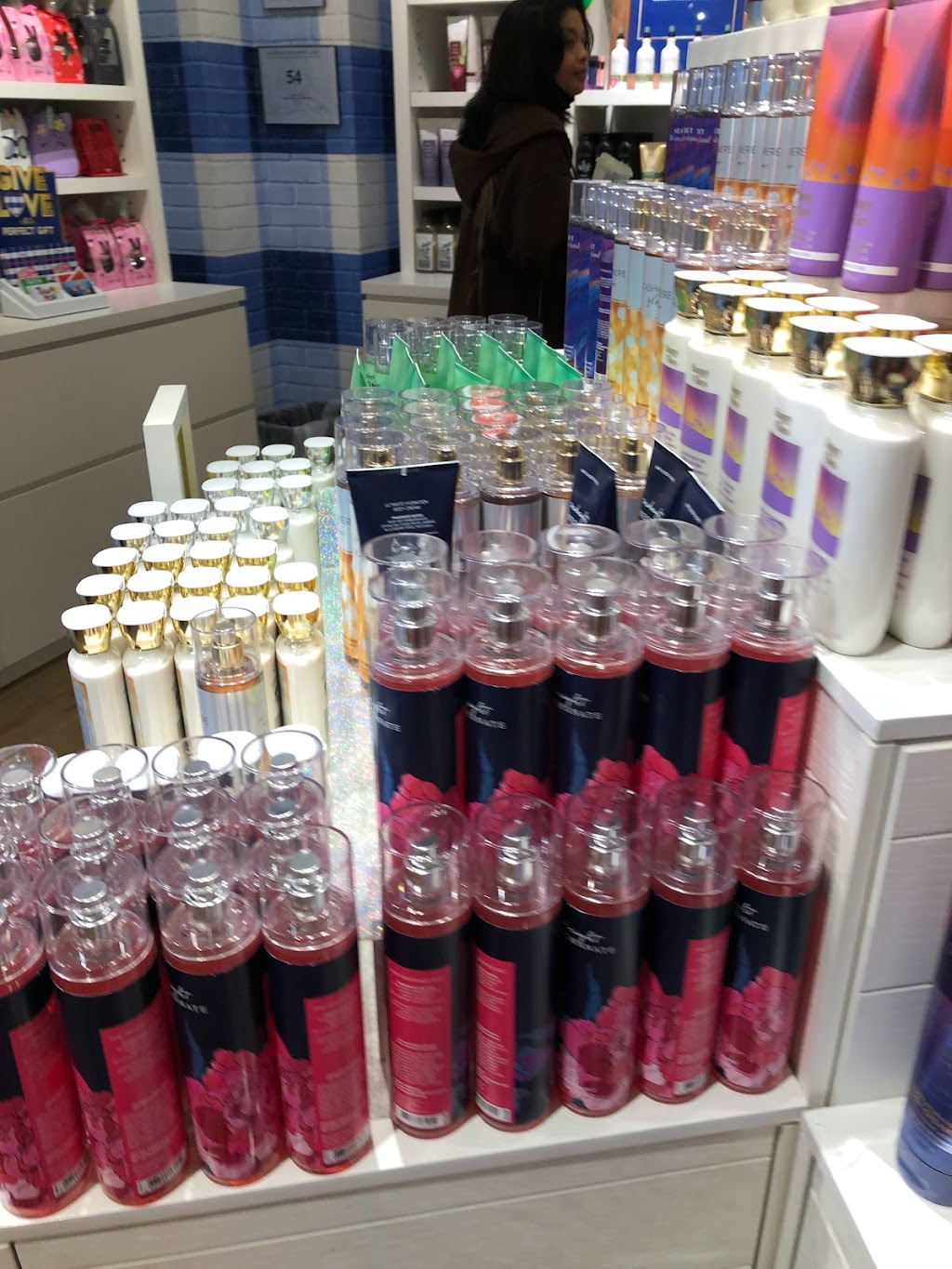 Bath & Body Works | 29300 Hempstead Rd #122, Cypress, TX 77433, USA | Phone: (832) 952-3492