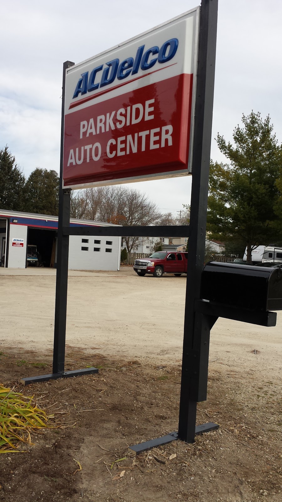 Ricks Parkside Auto Center | 420 Park Ave, Fredonia, WI 53021, USA | Phone: (262) 447-2024