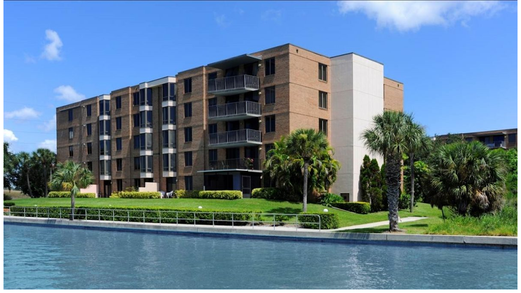 Addington Place at College Harbor | 4600 54th Ave S, St. Petersburg, FL 33711, USA | Phone: (727) 866-3124