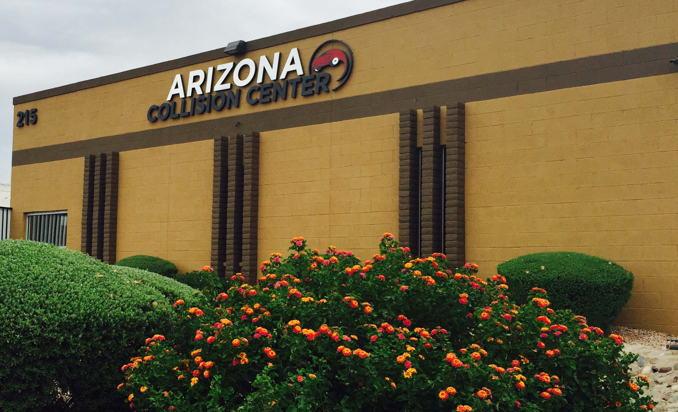 Arizona Collision Center | 215 S Industrial Dr, Tempe, AZ 85281, United States | Phone: (480) 668-3105