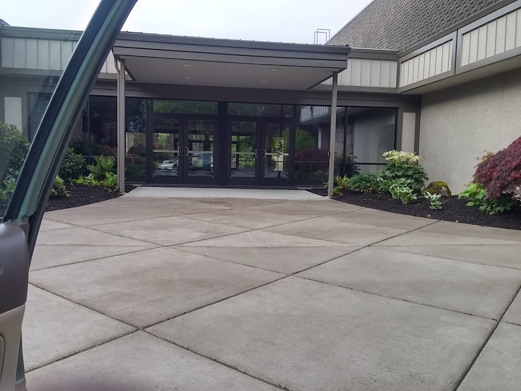 Assembly Hall of Jehovahs Witnesses | 1510 N Pacific Hwy, Woodburn, OR 97071 | Phone: (503) 981-6692