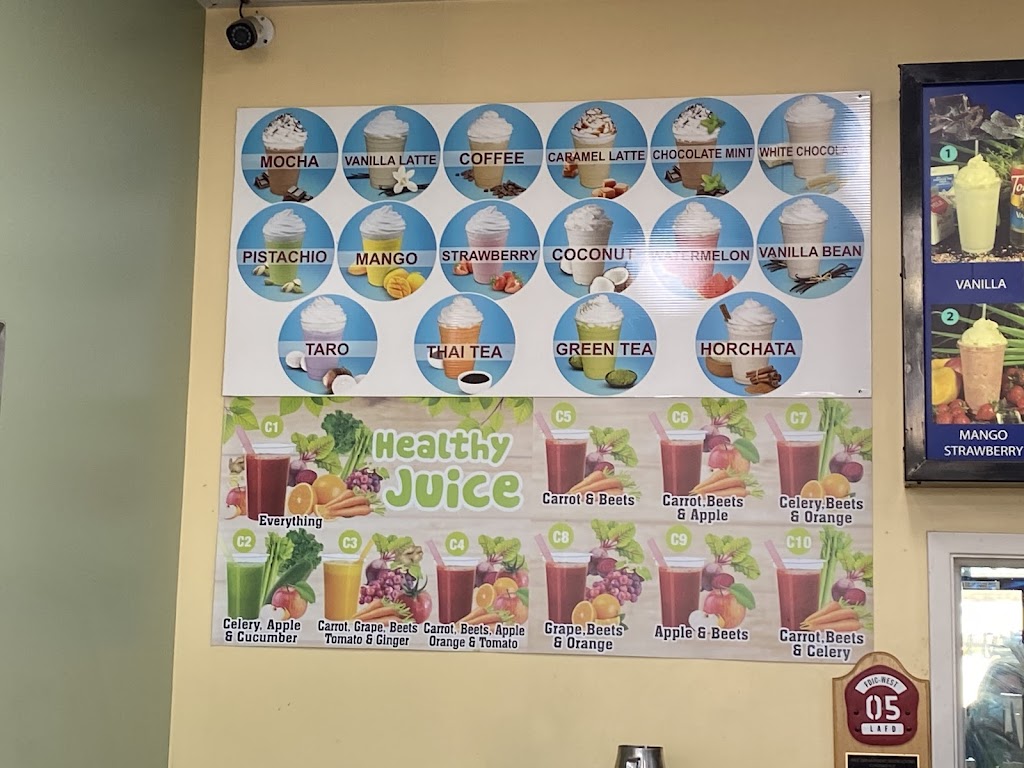 USA Donuts & Croissants | 7455 Lankershim Blvd B, North Hollywood, CA 91605, USA | Phone: (818) 765-3435