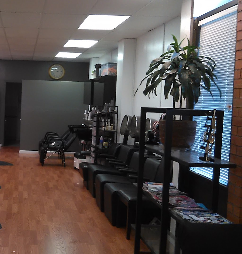 Sheer Elements Hair Studio | 146 E 12th St, Oakland, CA 94606, USA | Phone: (510) 228-5291