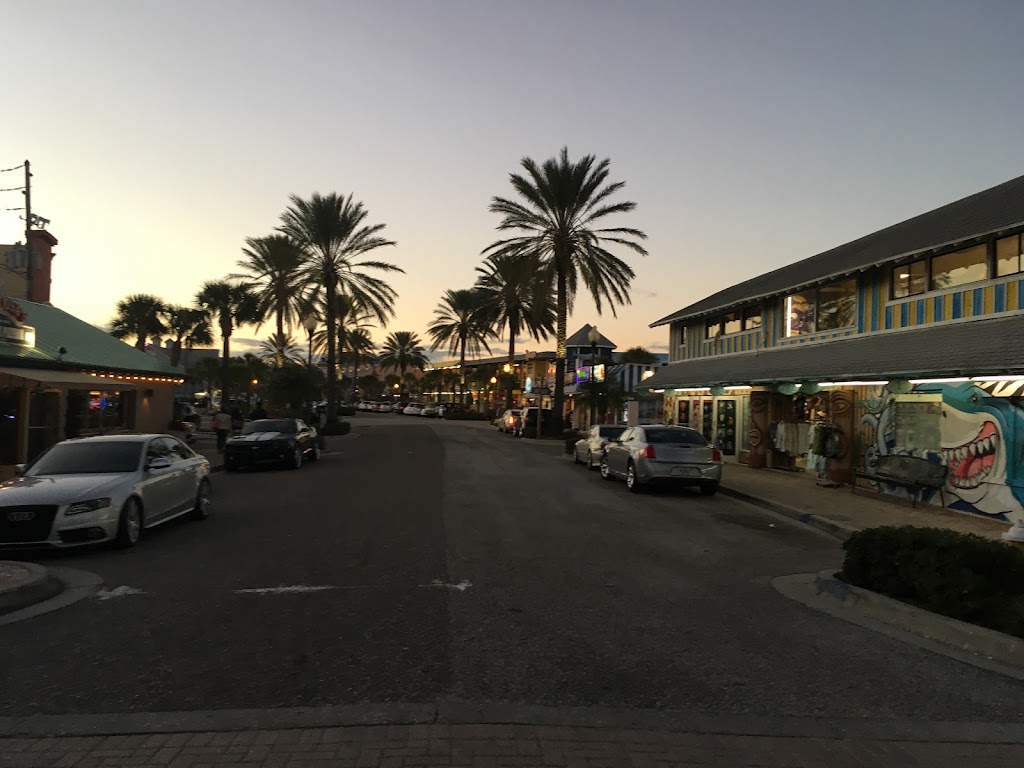 FL Parking Co. - Johns Pass | 204 Boardwalk Pl E, Madeira Beach, FL 33708, USA | Phone: (727) 233-3738