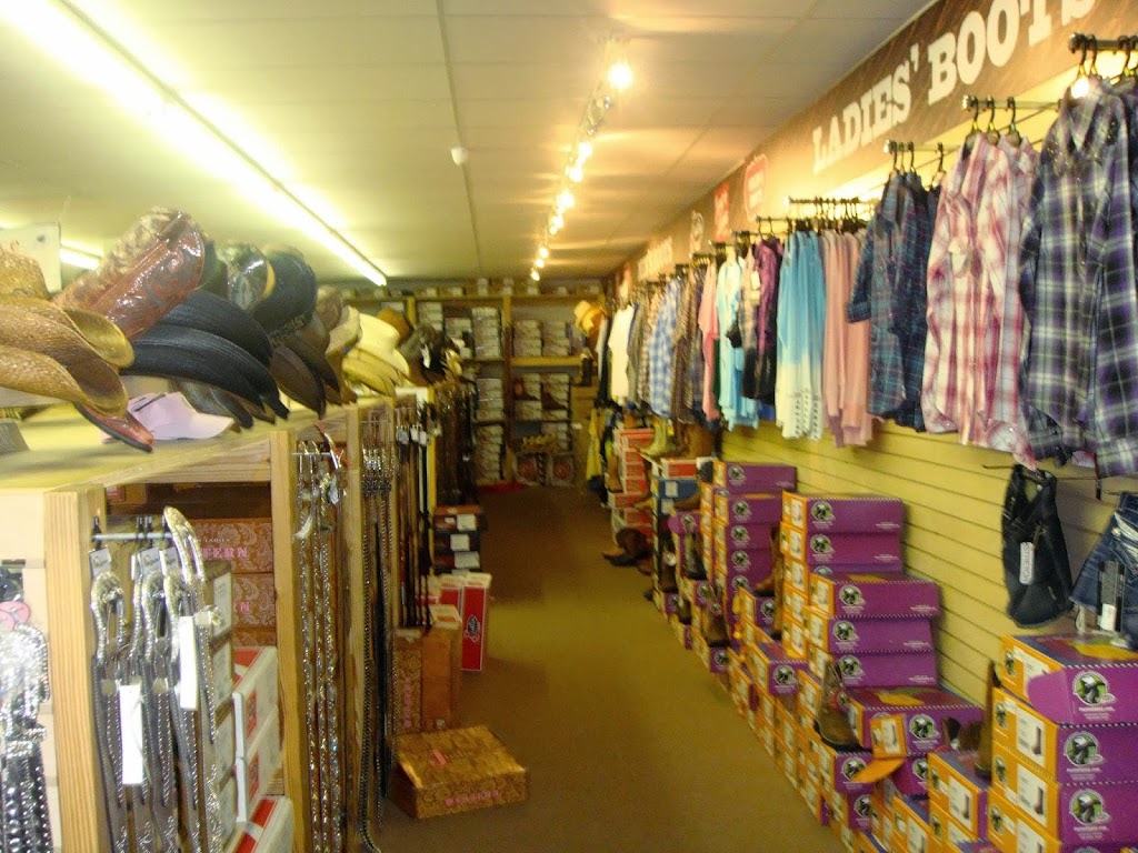 Russells Western Wear | 3709 E State Rd 60, Dover, FL 33527, USA | Phone: (813) 409-2069