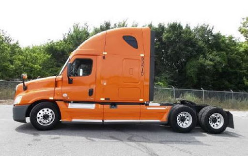 Schneider Truck Sales | 14405 Maquila Loop, Laredo, TX 78045, USA | Phone: (800) 635-9801