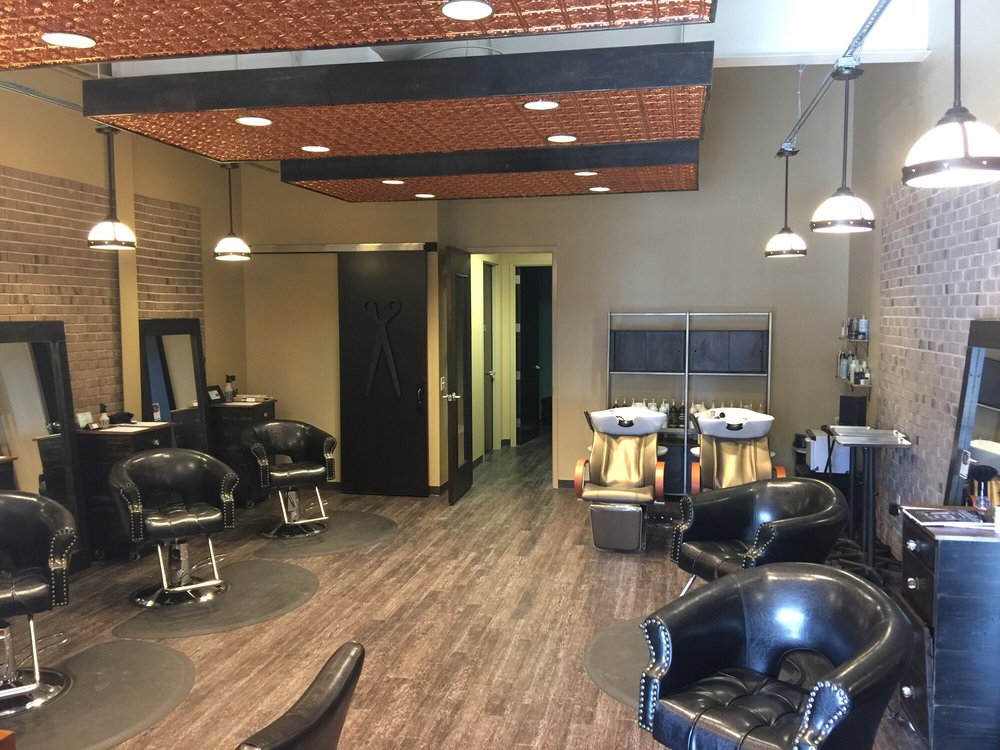 Salon Breeze | 111 Polks Village Ln #108, Chapel Hill, NC 27517, USA | Phone: (919) 918-1085