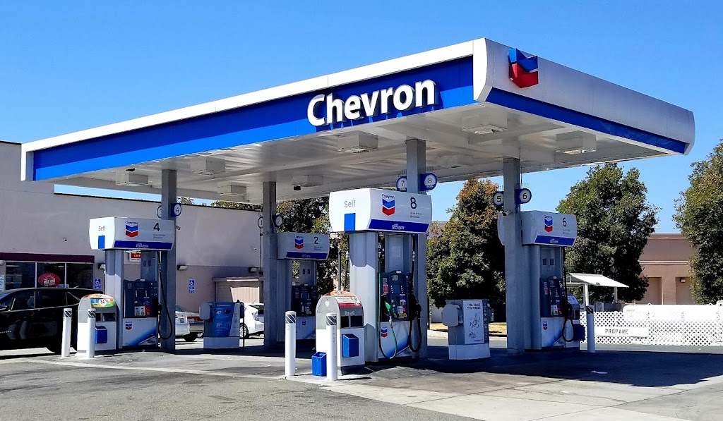 Chevron Station Oakland | 451 Hegenberger Rd, Oakland, CA 94621, USA | Phone: (510) 633-0685