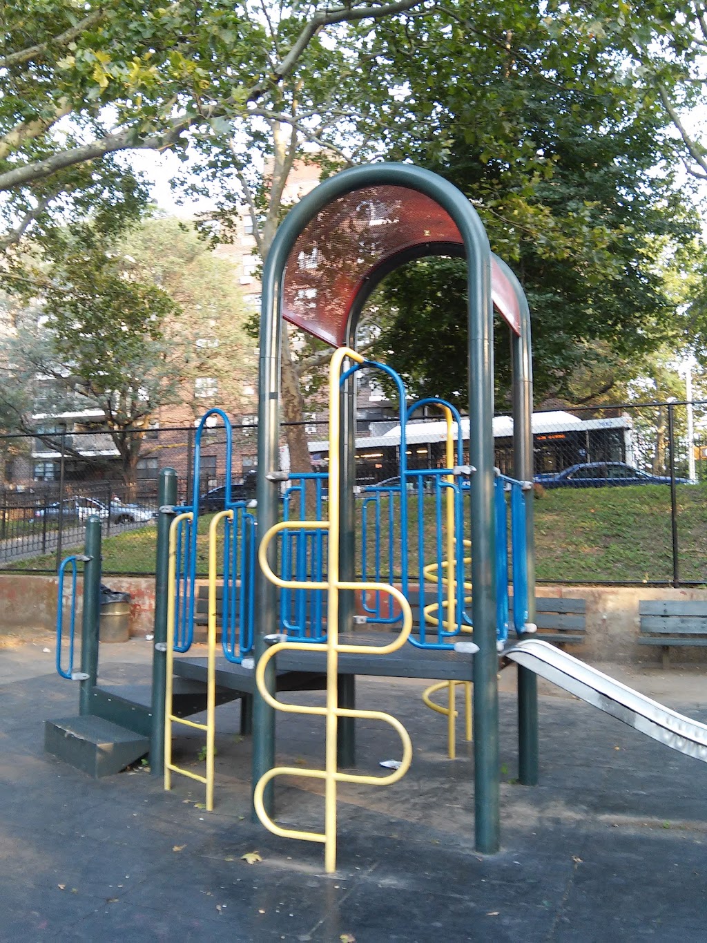 Metcalf Playground | 1409 Fteley Ave, Bronx, NY 10472, USA | Phone: (212) 639-9675