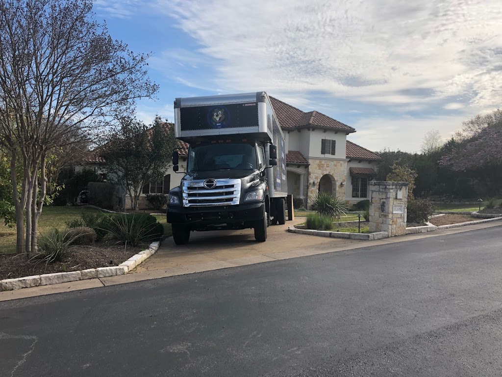 Blue Beaver Movers | 2813 Waterson St, Pflugerville, TX 78660, USA | Phone: (512) 806-4717