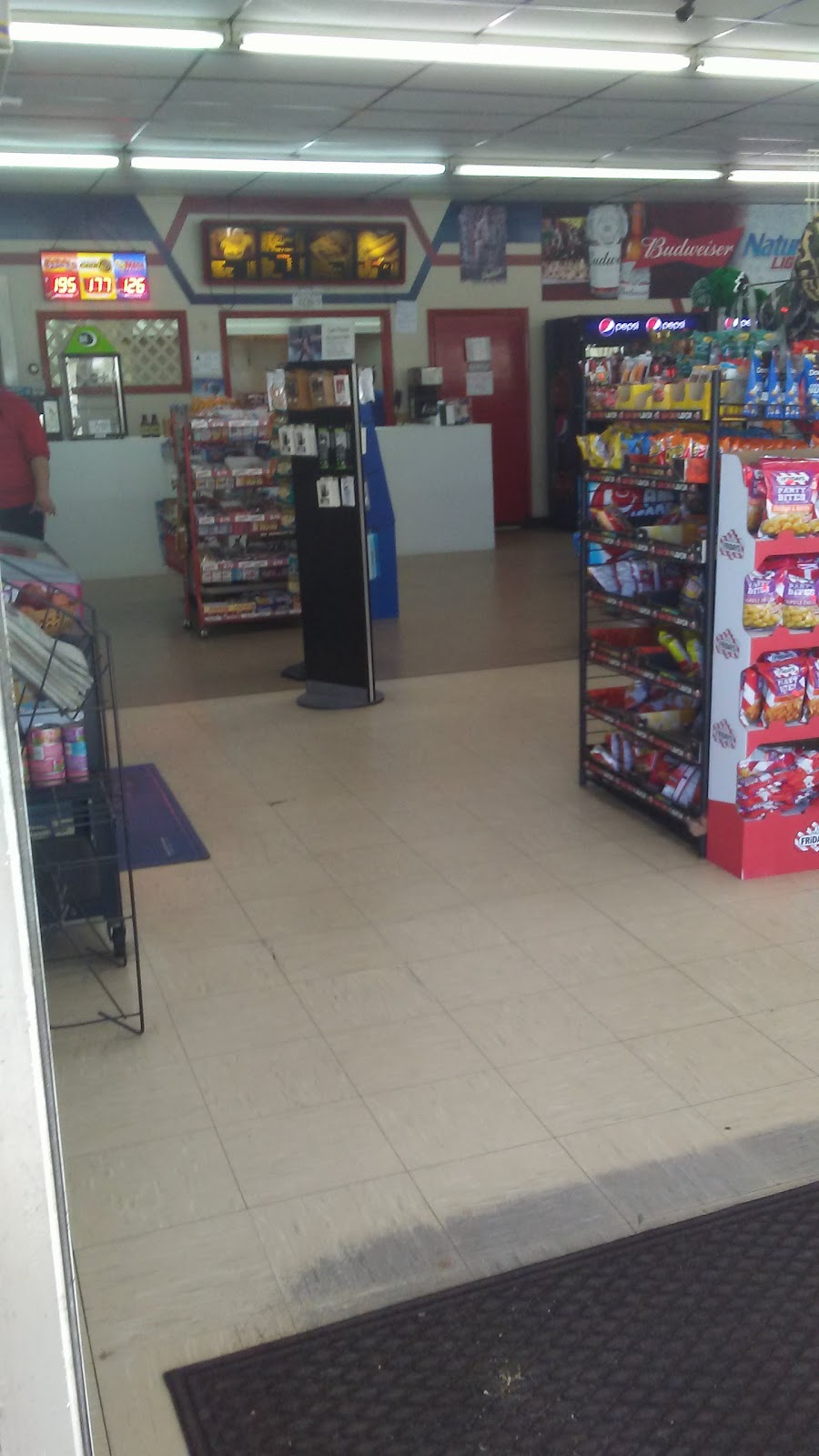 Royal Foodmart | 1960 North Carolina 39 Hwy N, Louisburg, NC 27549 | Phone: (919) 496-3230