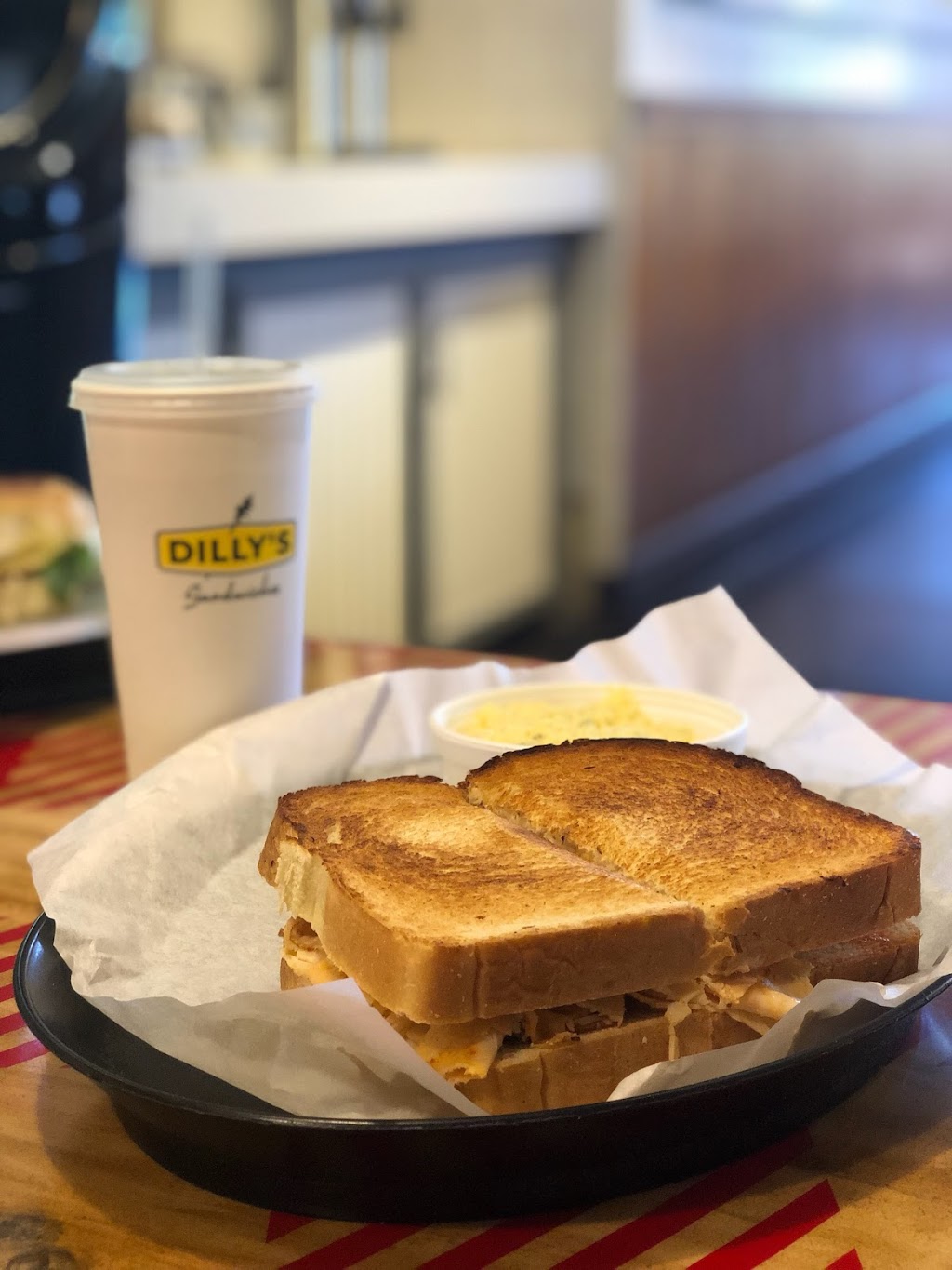 Dillys Deli | 414 W University Dr #101, Tempe, AZ 85281, USA | Phone: (480) 929-0111