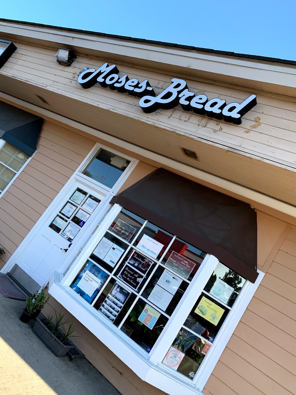Moses Bread | 2405 N Tustin Ave, Santa Ana, CA 92705, USA | Phone: (714) 659-1717