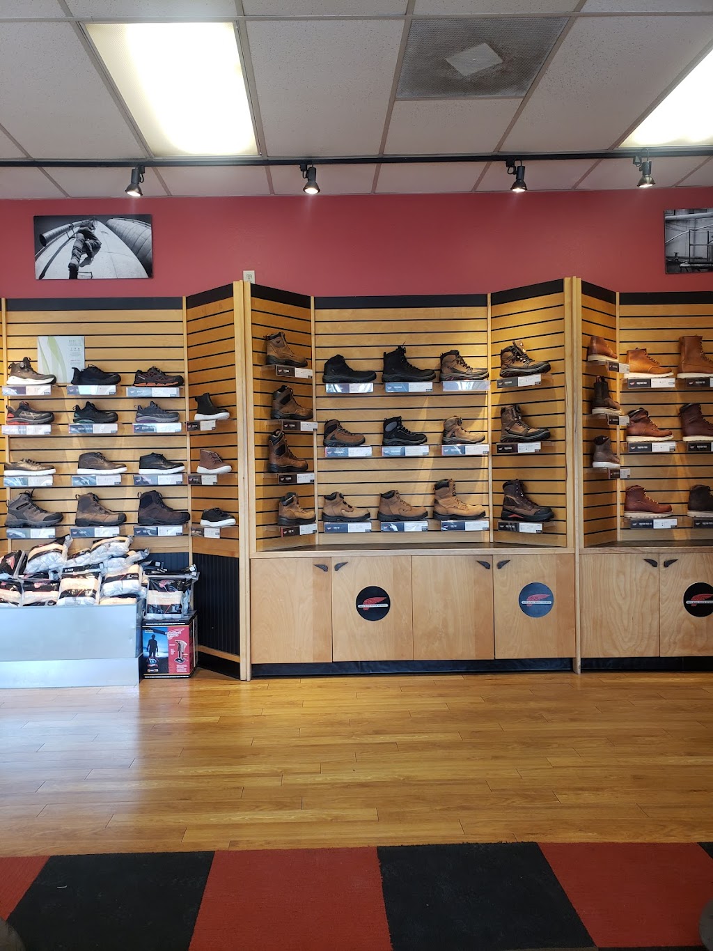 Red Wing - Long Beach, CA | 4284 Atlantic Ave, Long Beach, CA 90807, USA | Phone: (562) 426-6898