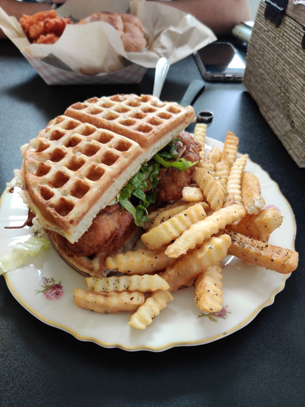 Coreys Kitchen | 20709 Hwy 6, Manvel, TX 77578, USA | Phone: (281) 692-2559