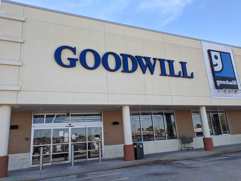 Goodwill - Leesburg | 10600 US-441, Leesburg, FL 34788, USA | Phone: (352) 404-7755