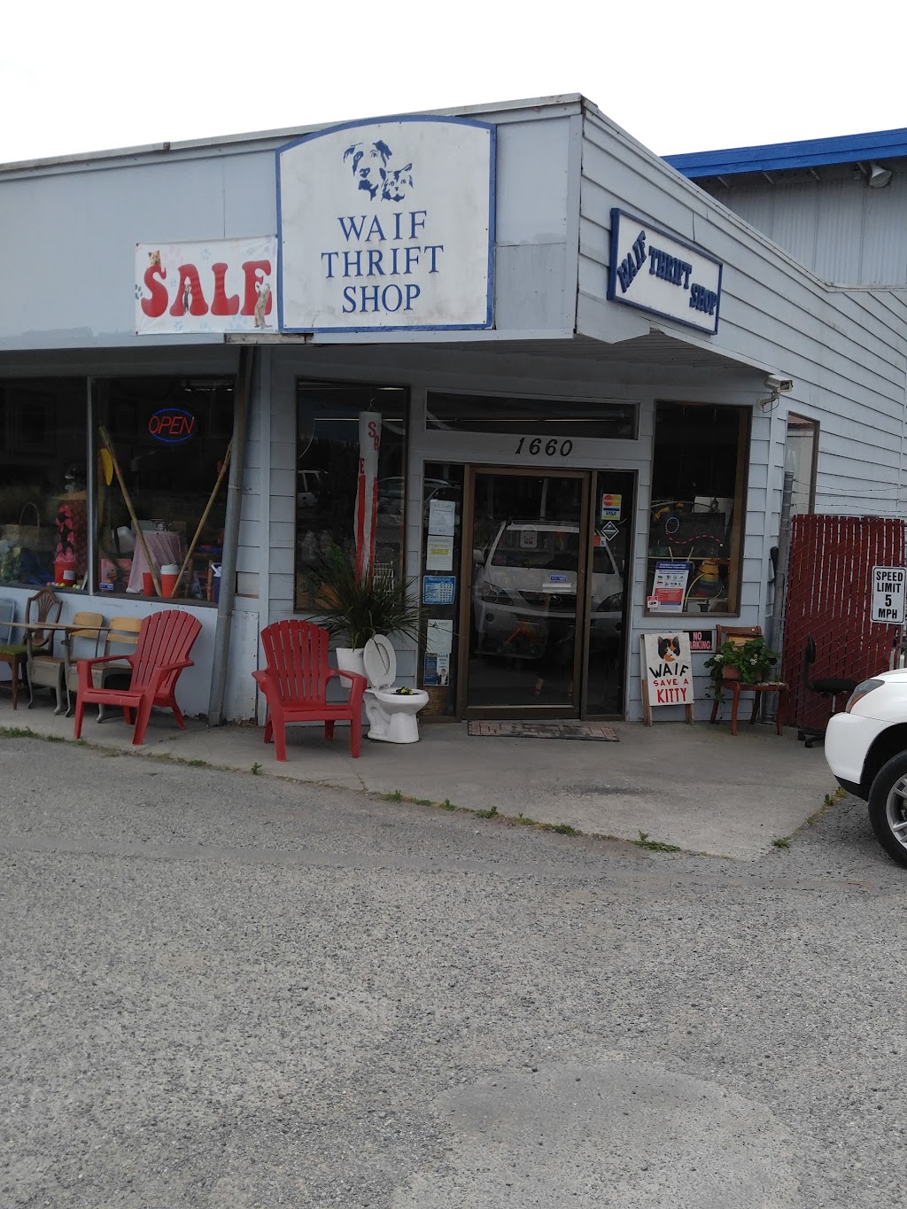 WAIF Thrift Store | 1660 Roberta Ave, Freeland, WA 98249, USA | Phone: (360) 678-8935