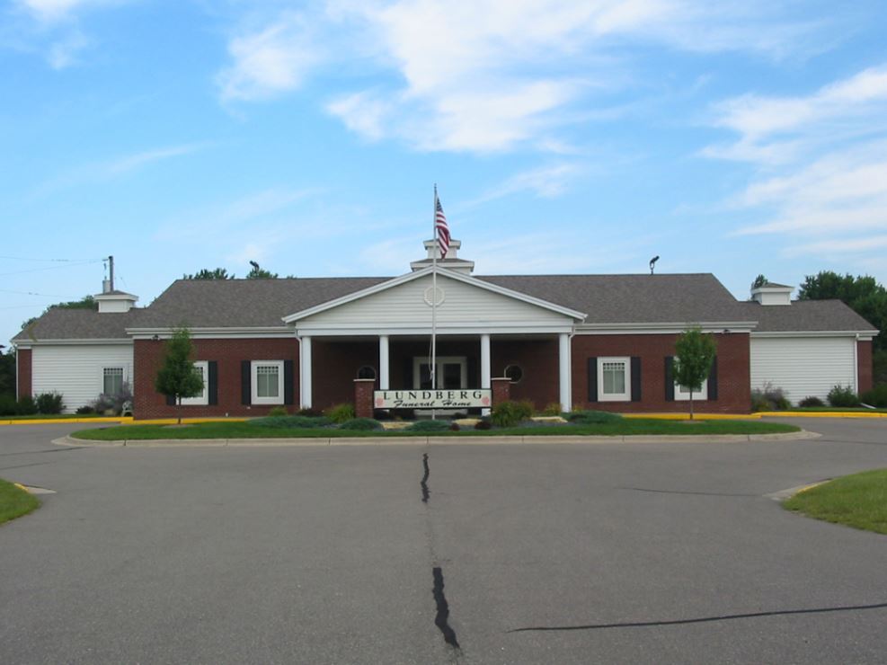 Lundberg Funeral Home | 5839 MN-19, Cannon Falls, MN 55009, USA | Phone: (507) 263-4246