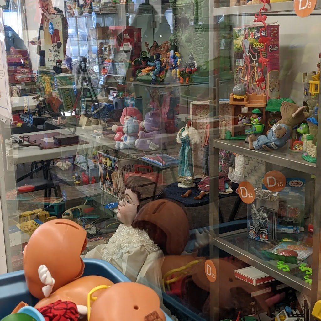 The Hamilton Toy Museum | 1231 Main St E, Hamilton, ON L8K 1A5, Canada | Phone: (289) 489-8222