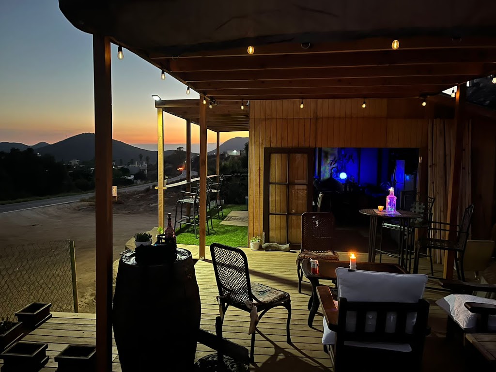 Luna Negra cerveza y vinos | San Felipe-Ensenada km 17.5, 22842 Ensenada, B.C., Mexico | Phone: 646 383 9922