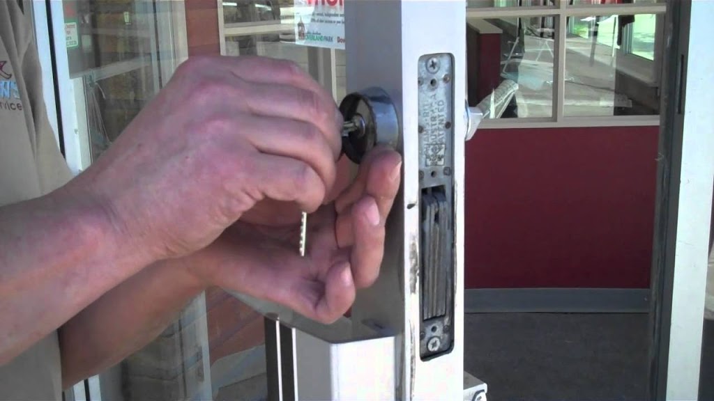 DISCOUNT LOCKSMITH | 2033 Airline Rd Ste#C7, Corpus Christi, TX 78412, USA | Phone: (361) 563-1084