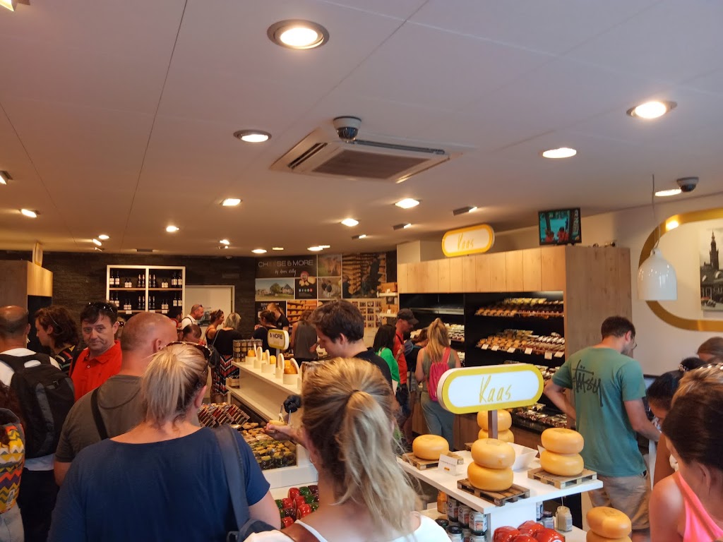 Cheese & More Flower Market | Singel 540, 1017 AZ Amsterdam, Netherlands | Phone: 06 23843408