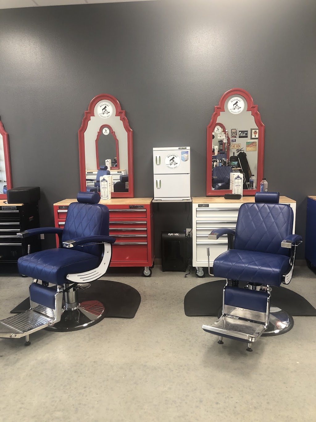 Holiday Barber Shop Inc. | 2181 Davenport Blvd, Davenport, FL 33837, USA | Phone: (863) 421-0224