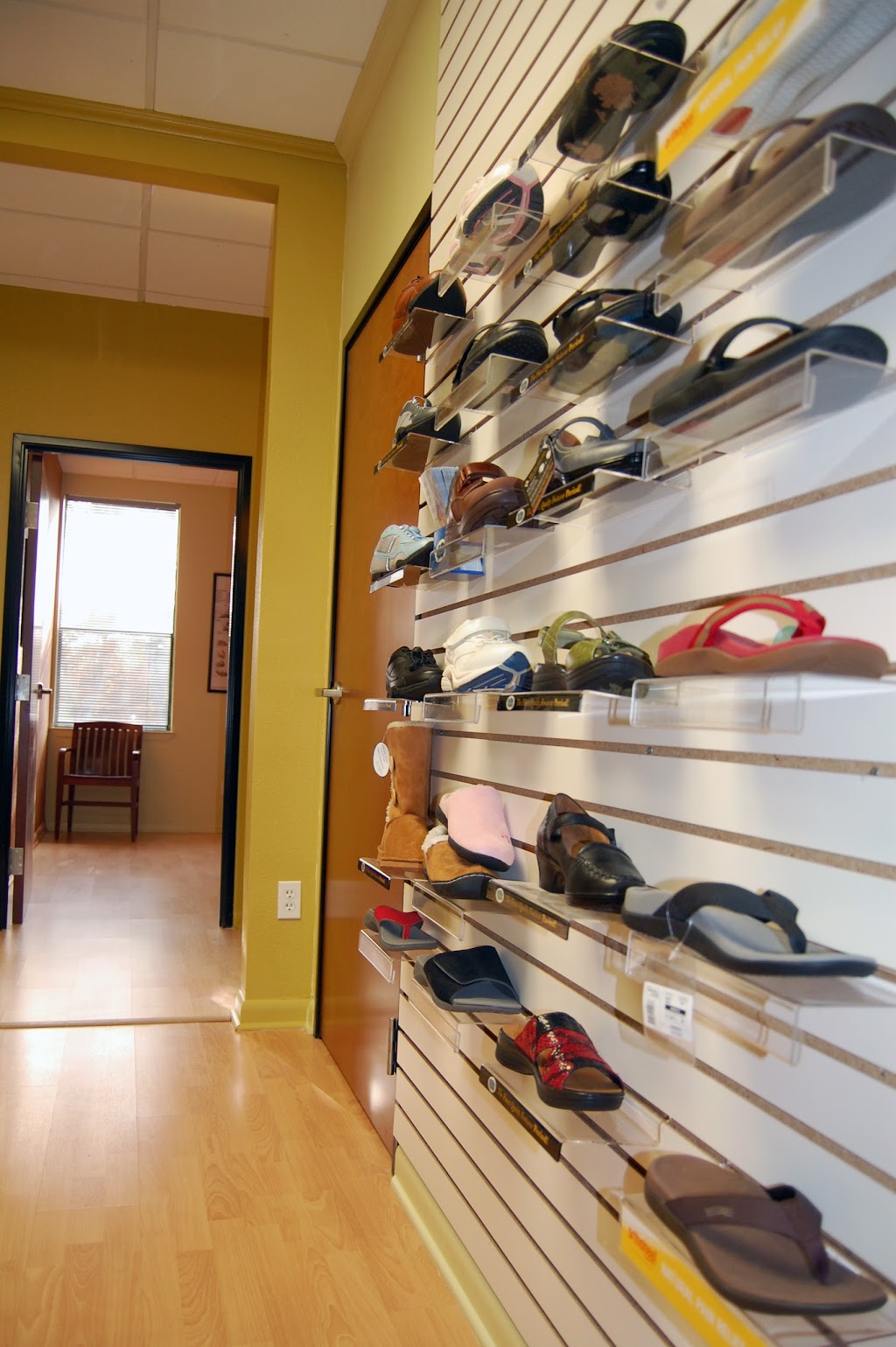 Austin Foot and Ankle Specialists | 5000 Bee Caves Rd Ste 202, Austin, TX 78746, USA | Phone: (512) 328-8900