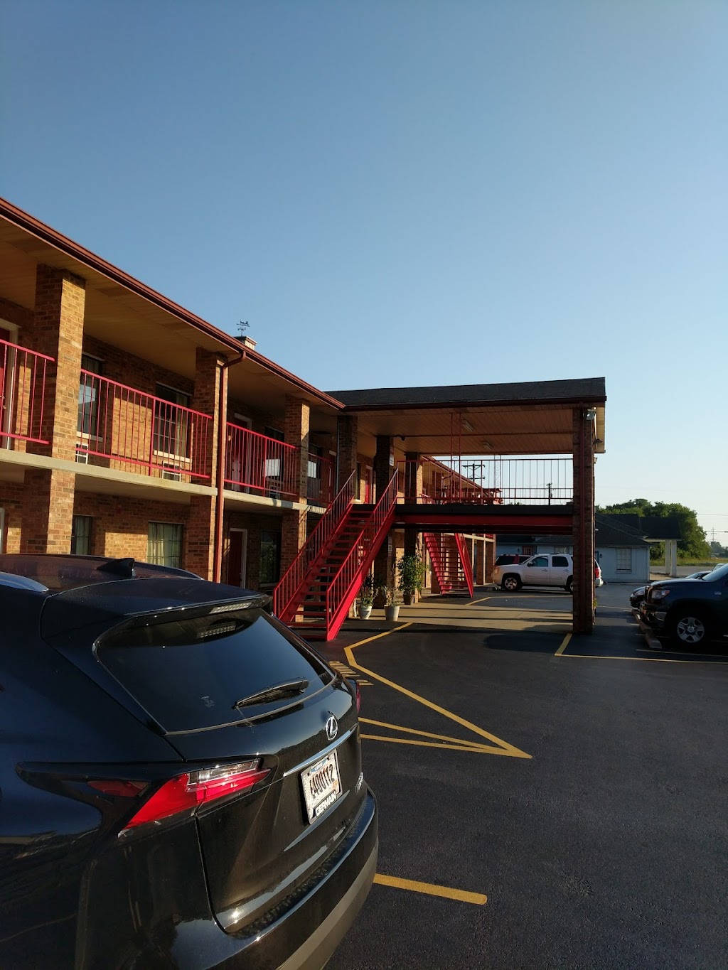 Americas Inn Bardstown | 1714 New Haven Rd, Bardstown, KY 40004, USA | Phone: (502) 348-1112