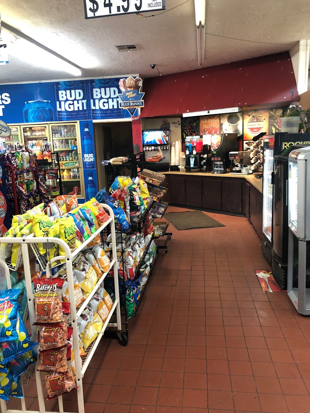 Neighbors Mini Mart | 1005 S Main St, Kingfisher, OK 73750, USA | Phone: (405) 375-6929