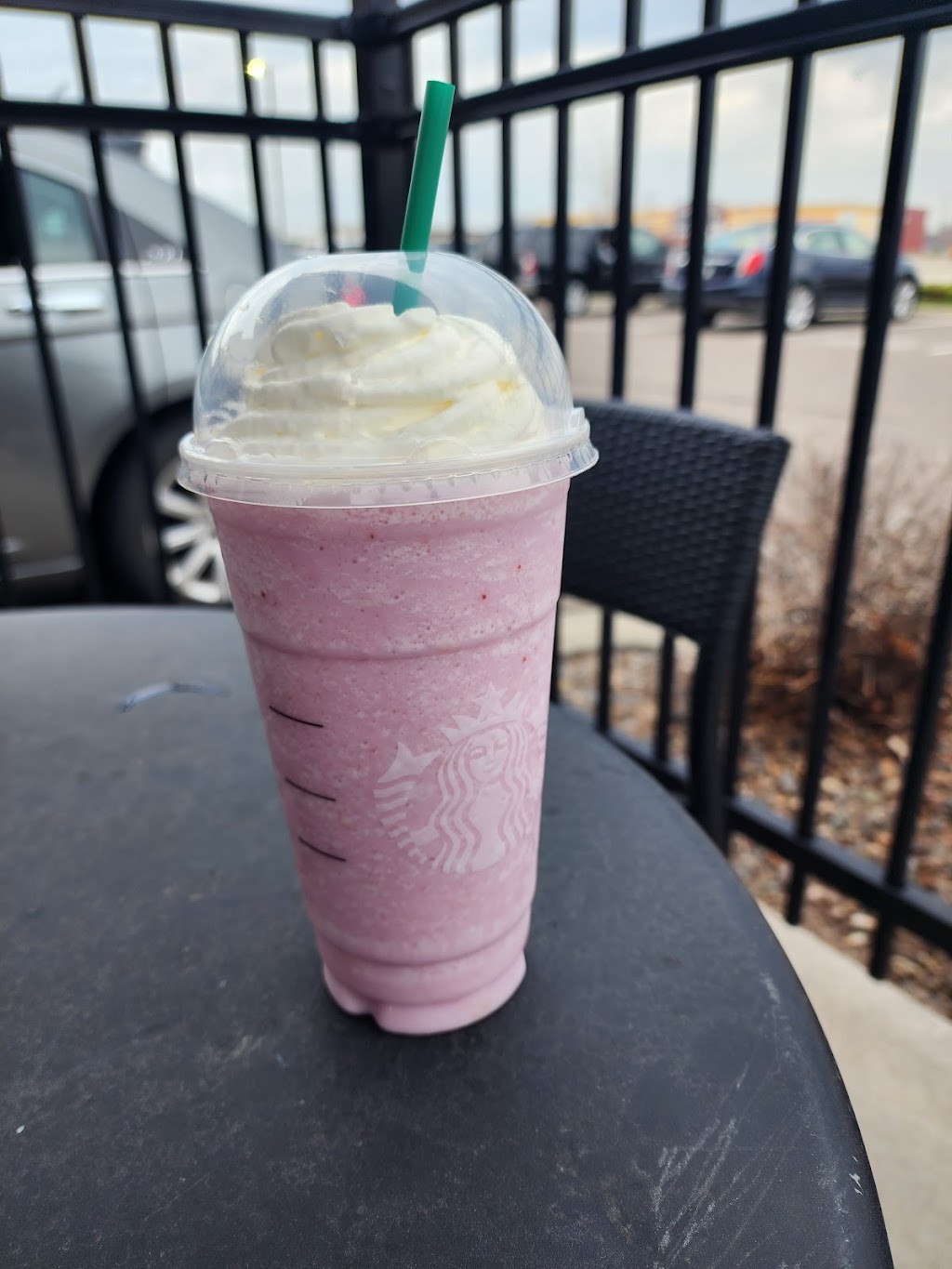 Starbucks | 8090 Old Carriage Ct, Shakopee, MN 55379, USA | Phone: (952) 445-4241