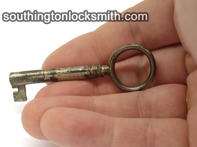 Southington Locksmith | 35 Darling St, Southington, CT 06489 | Phone: (860) 744-0057