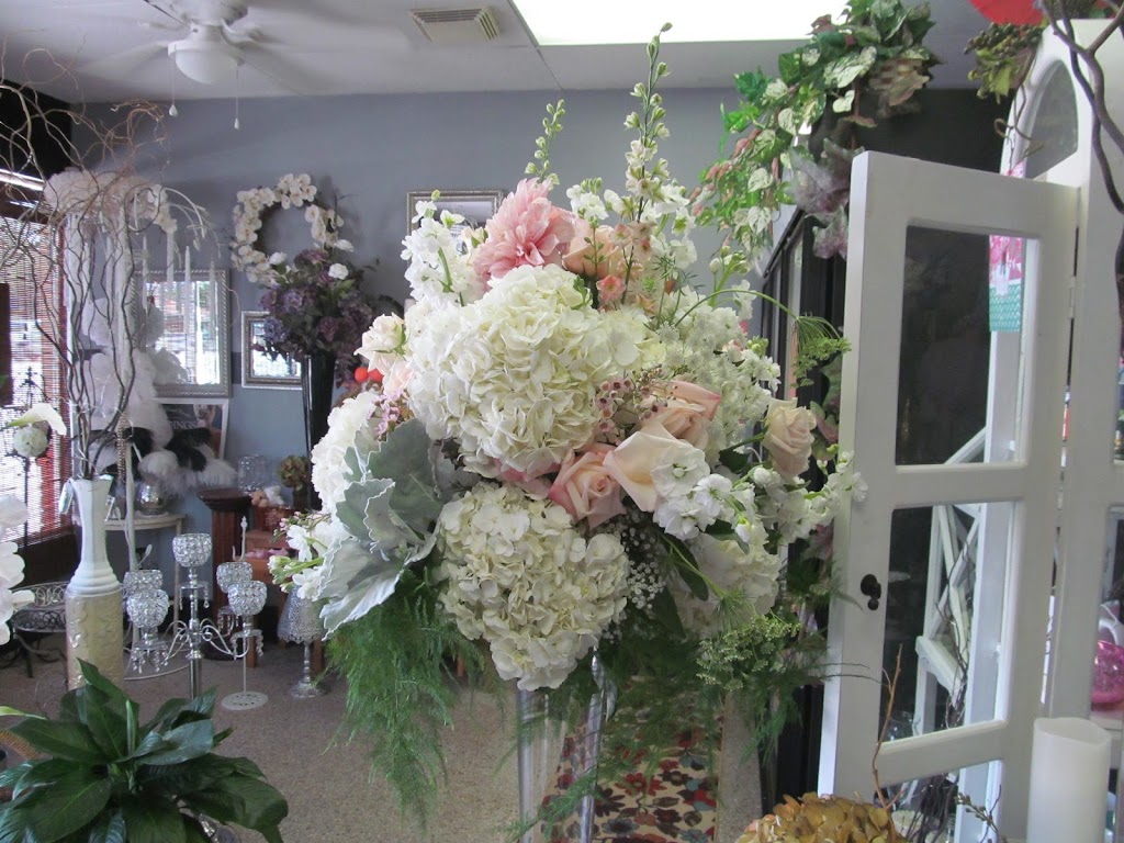 Callaraes Floral Events | 233 Deleon Rd, DeBary, FL 32713, USA | Phone: (386) 516-6972