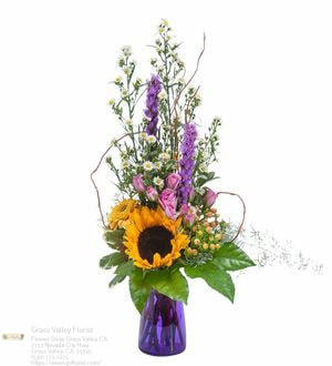 Grass Valley Florist & Cruz Thru Coffee | 2153 Nevada City Hwy, Grass Valley, CA 95945 | Phone: (530) 273-2223