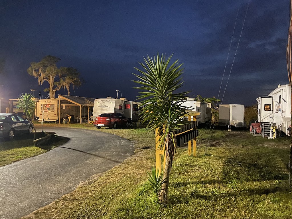 Friendly Rv Park | 1615 Hwy 17, Lake Alfred, FL 33850, USA | Phone: (407) 230-2204