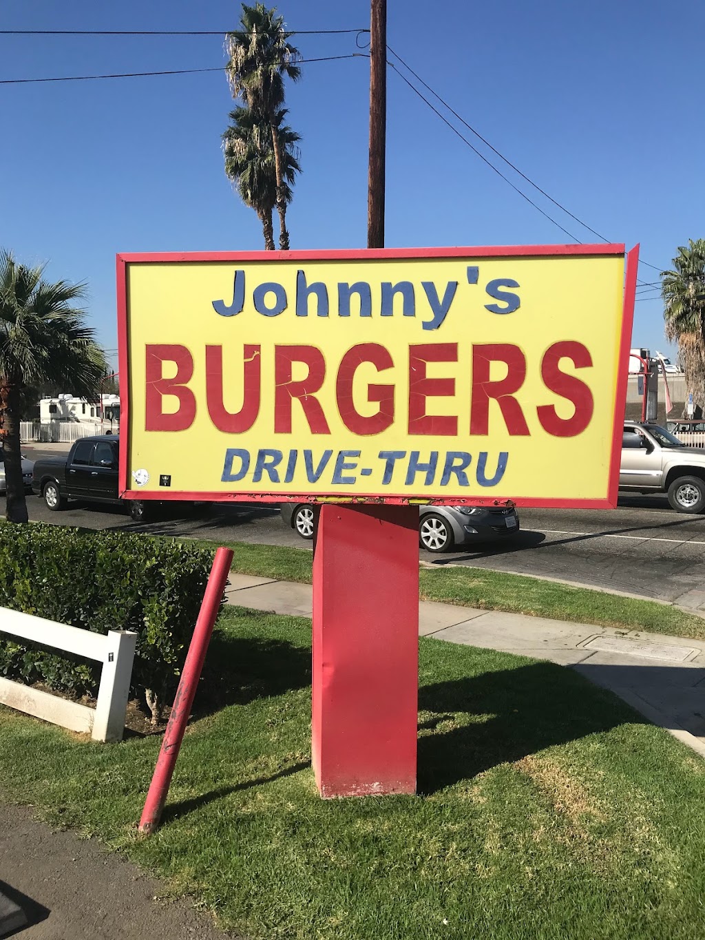 Johnnys Burgers | 3394 Madison St, Riverside, CA 92504, USA | Phone: (951) 687-3599