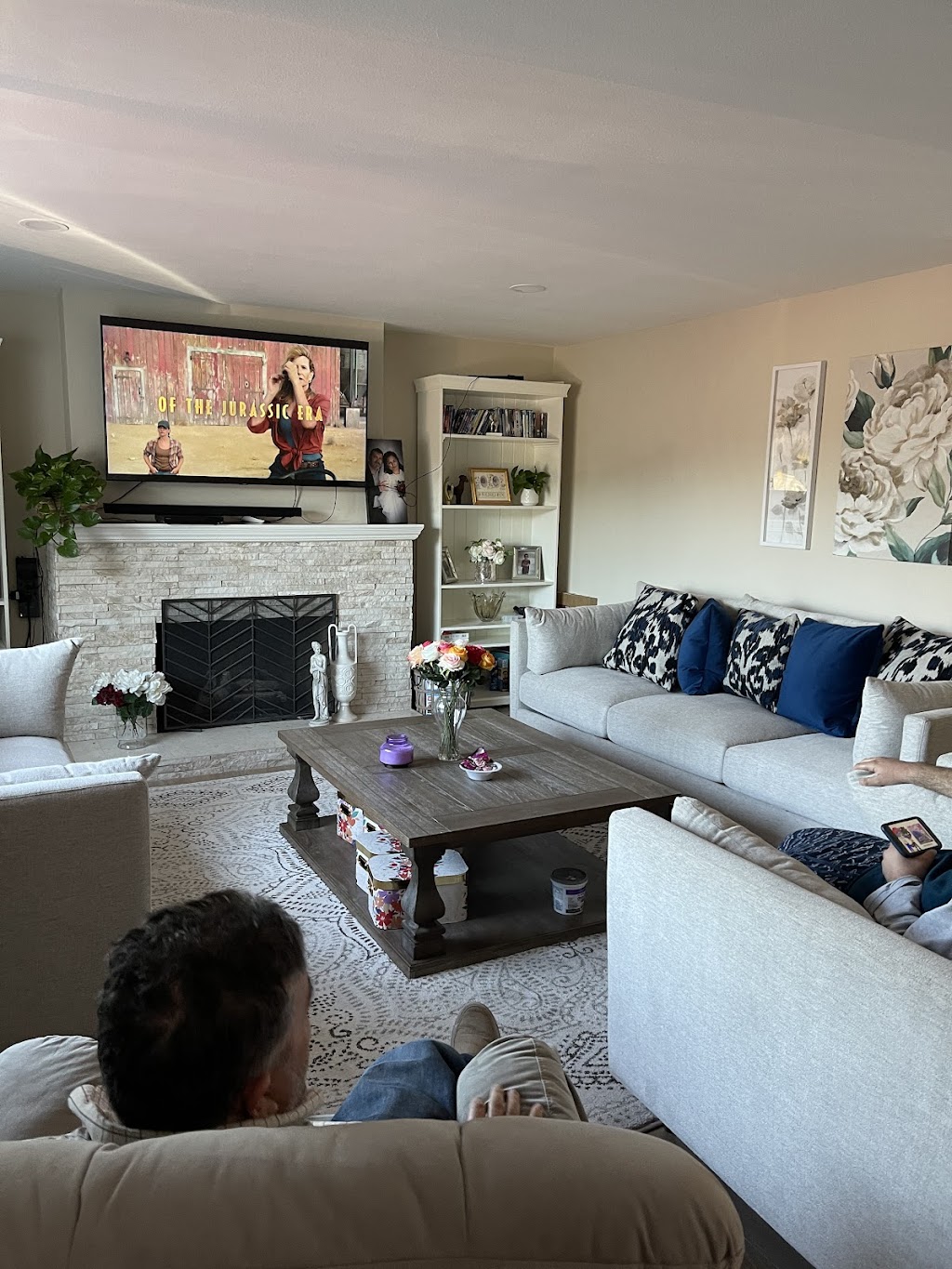 Mathis Brothers Furniture | 13300 Jamboree Rd, Irvine, CA 92602, USA | Phone: (657) 660-5201