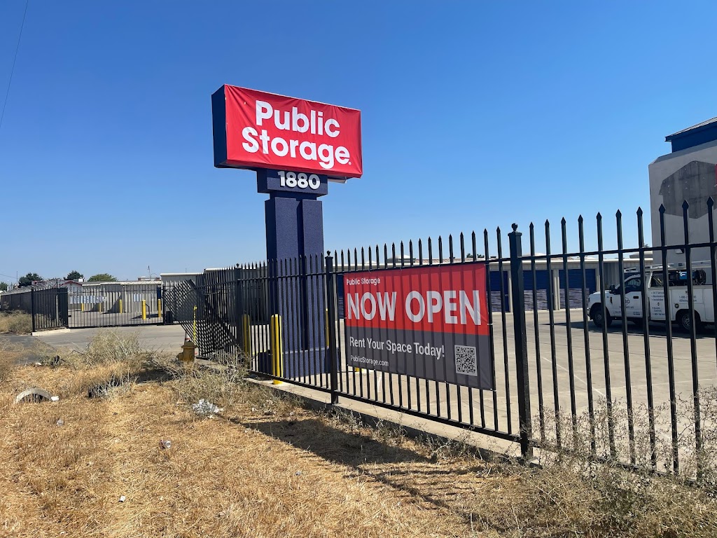 Public Storage | 1880 W Charter Way, Stockton, CA 95206, USA | Phone: (209) 921-4957