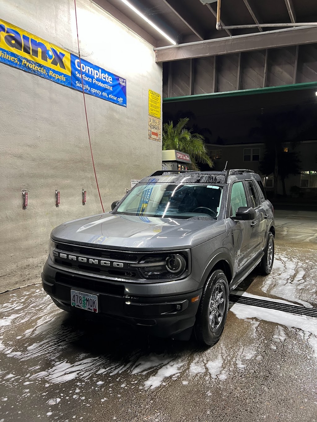 Broadway Car Wash | 4000 E Broadway, Long Beach, CA 90803, USA | Phone: (562) 948-2575
