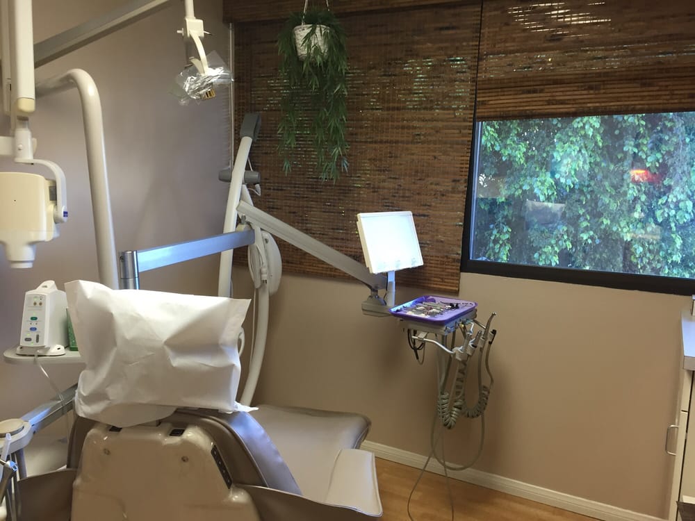 Dentistry on the Island: Mark J. Meckes DDS Inc. | 5580 2nd St #207, Long Beach, CA 90803, USA | Phone: (562) 438-9994
