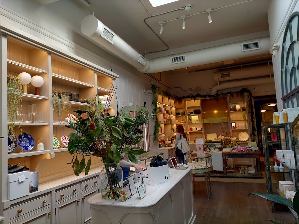 goop Brentwood | 225 26th St Suite 37, Santa Monica, CA 90402, USA | Phone: (310) 260-4072