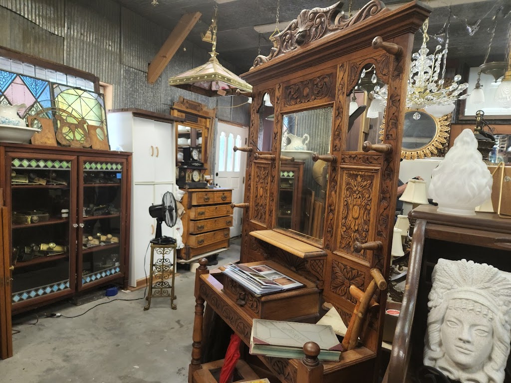 Scherers Architectural Antiques | 9141 S 63rd St, Lincoln, NE 68516, USA | Phone: (402) 423-1582