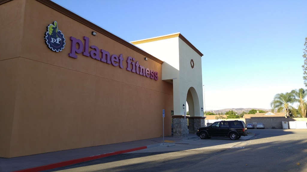 Planet Fitness | 13469 Telegraph Rd, Santa Fe Springs, CA 90605 | Phone: (562) 941-0051