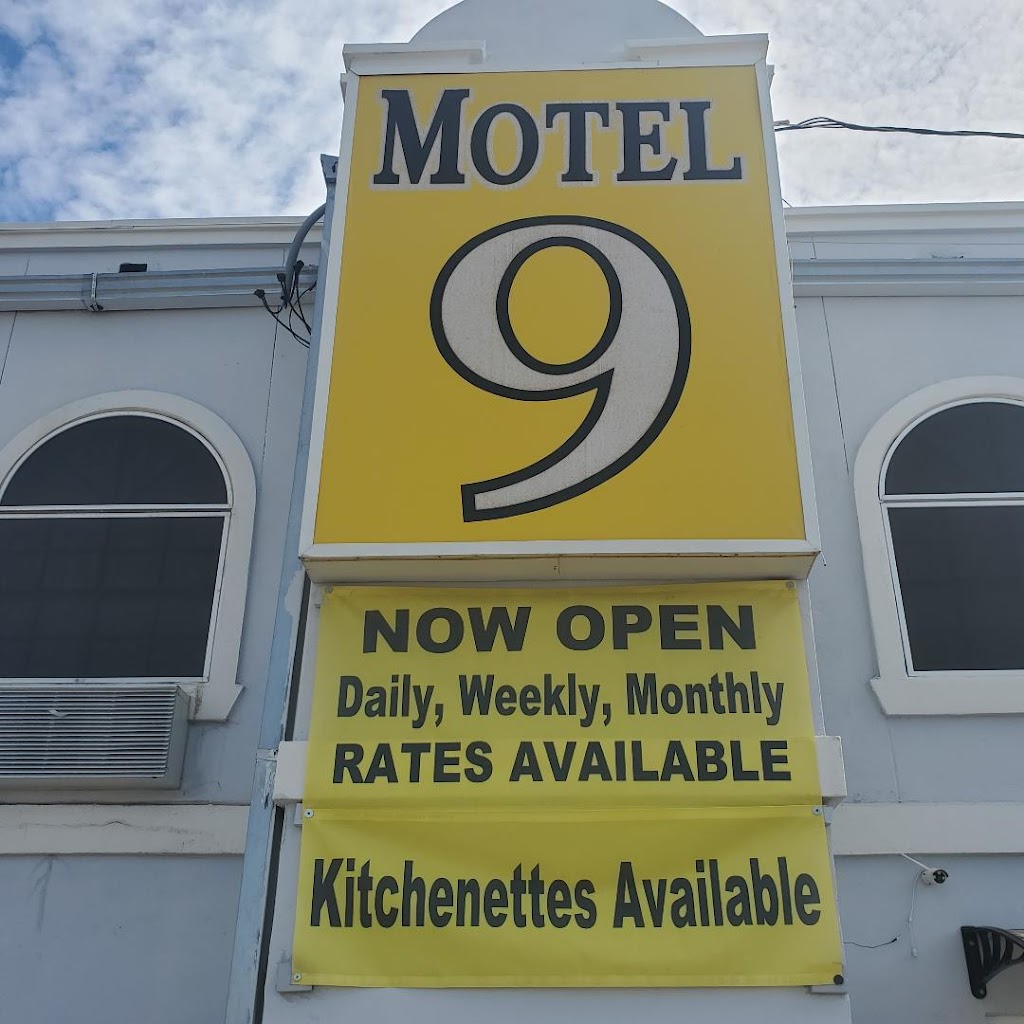 Motel 9 | 9017 San Dario Ave, Laredo, TX 78045, USA | Phone: (956) 615-0123