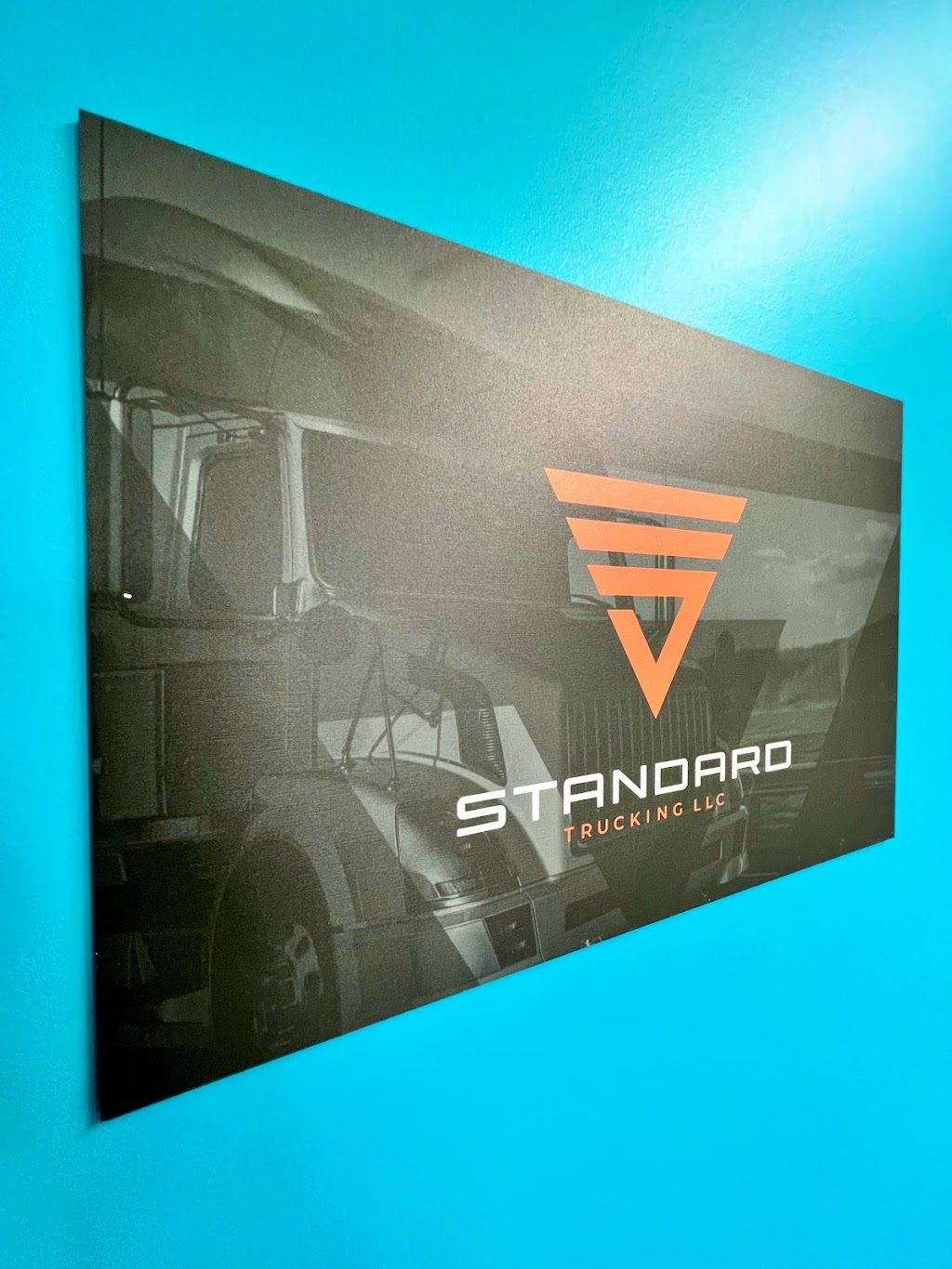 Standard Trucking LLC | 13400 Girardin St, Hamtramck, MI 48212, USA | Phone: (800) 940-9640