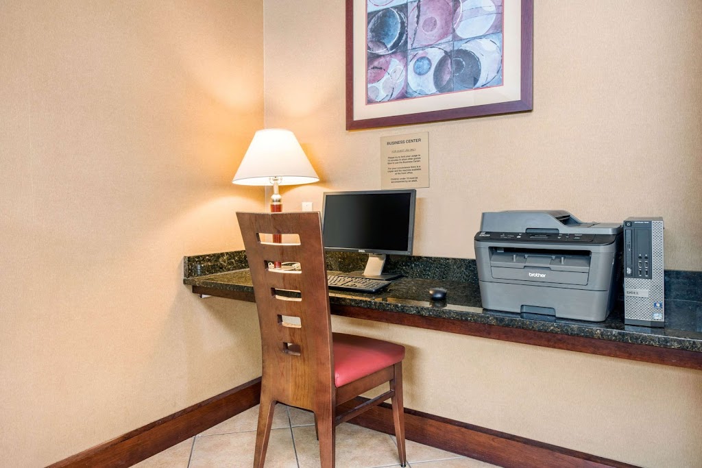 Quality Inn & Suites Tarpon Springs South | 38724 US Hwy 19 N, Tarpon Springs, FL 34689, USA | Phone: (727) 939-6759